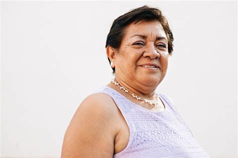 24.146 Mature Mexican Lady Stock Photos, High